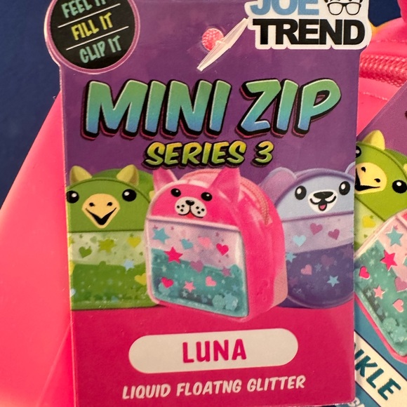12pc Joe Trend Mini Zip Liquid Floating Glitter Zipper purse w backpack clips - Picture 9 of 12